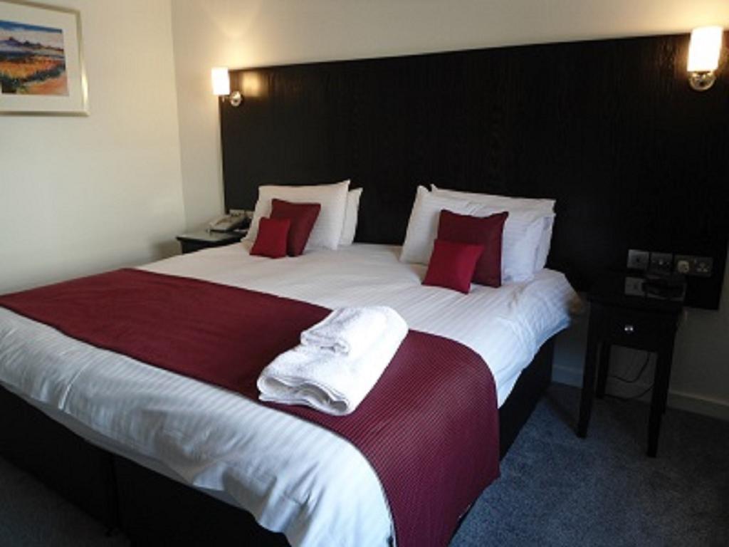 Park Hotel Монтроз Экстерьер фото