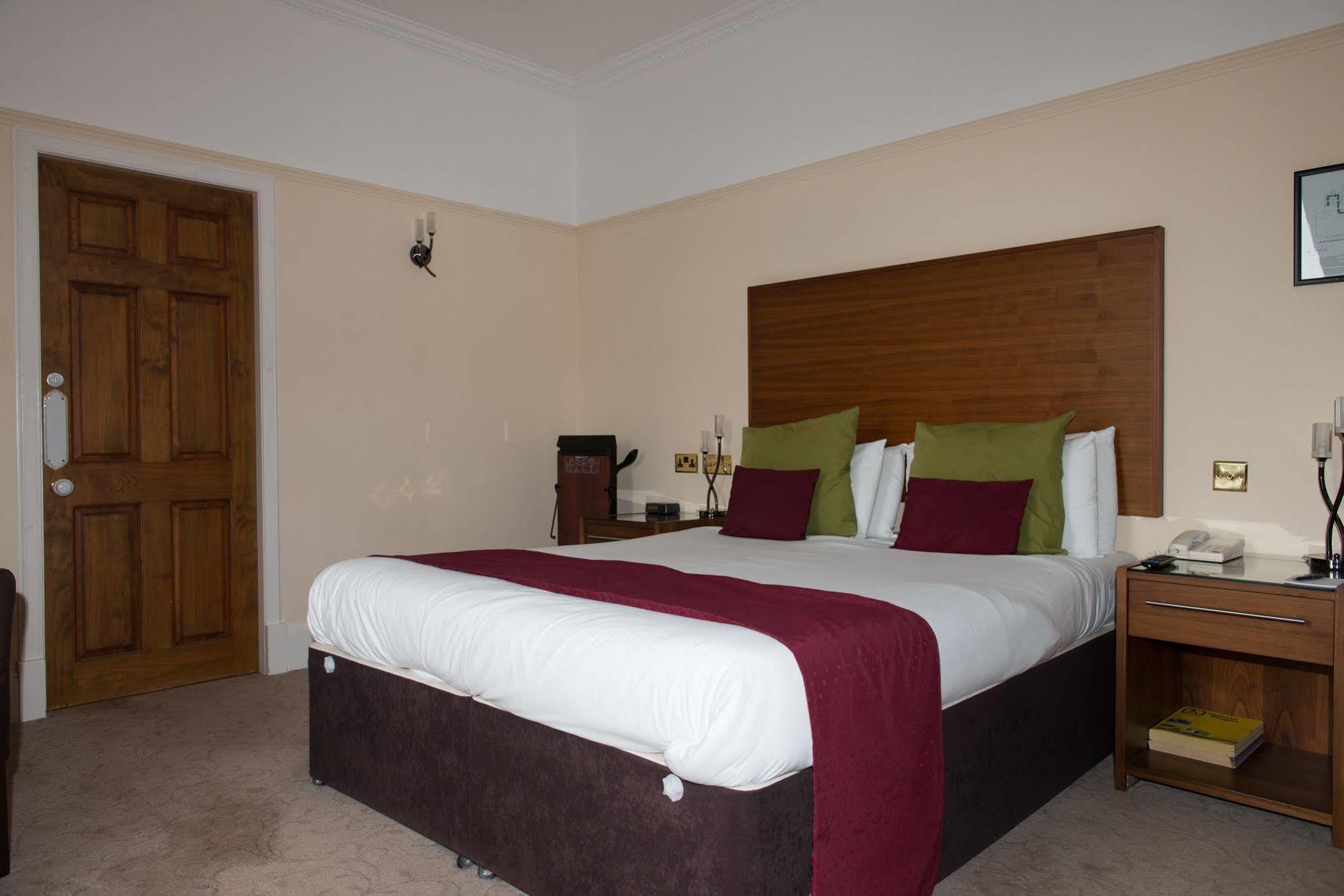 Park Hotel Монтроз Экстерьер фото